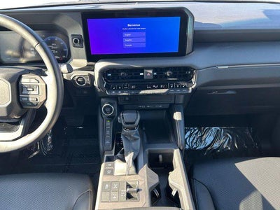 2025 Toyota LAND CRUISER 4WD (Natl)