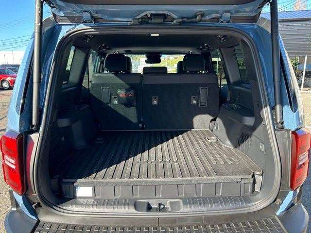 2025 Toyota LAND CRUISER 4WD (Natl)