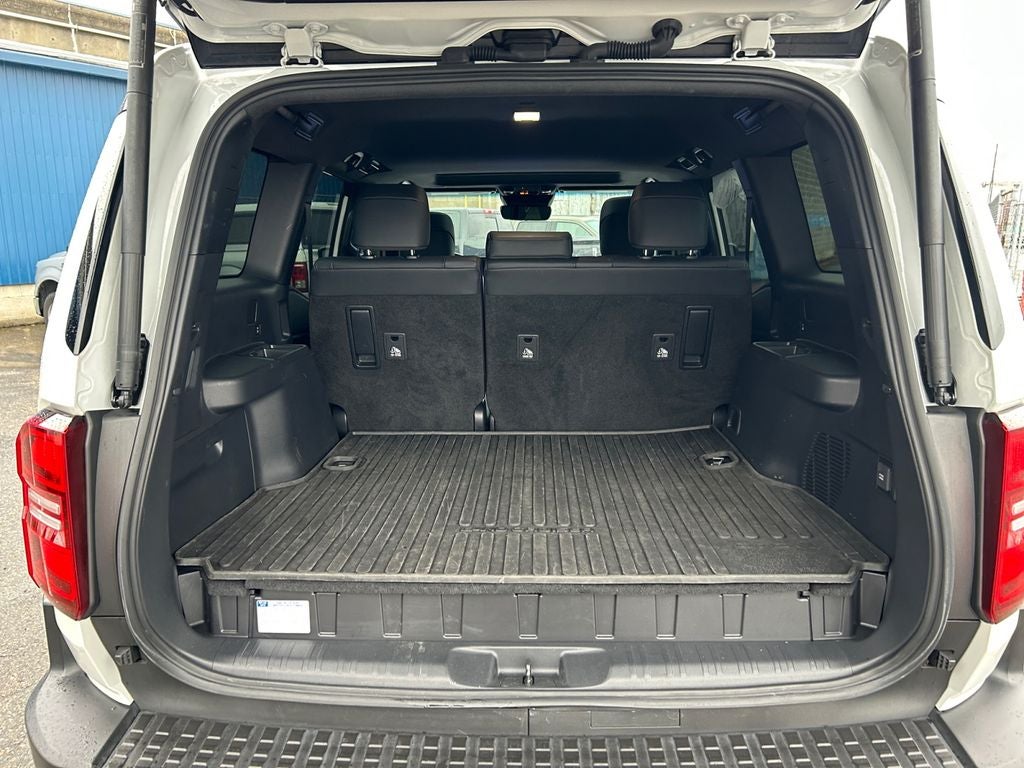 2025 Toyota LAND CRUISER 4WD (Natl)