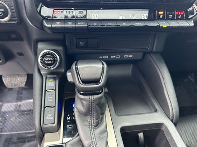 2025 Toyota LAND CRUISER 4WD (Natl)