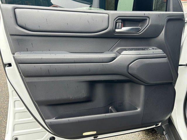 2025 Toyota LAND CRUISER 4WD (Natl)