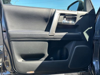 2022 Toyota 4RUNNER SR5 Premium 1 Owner