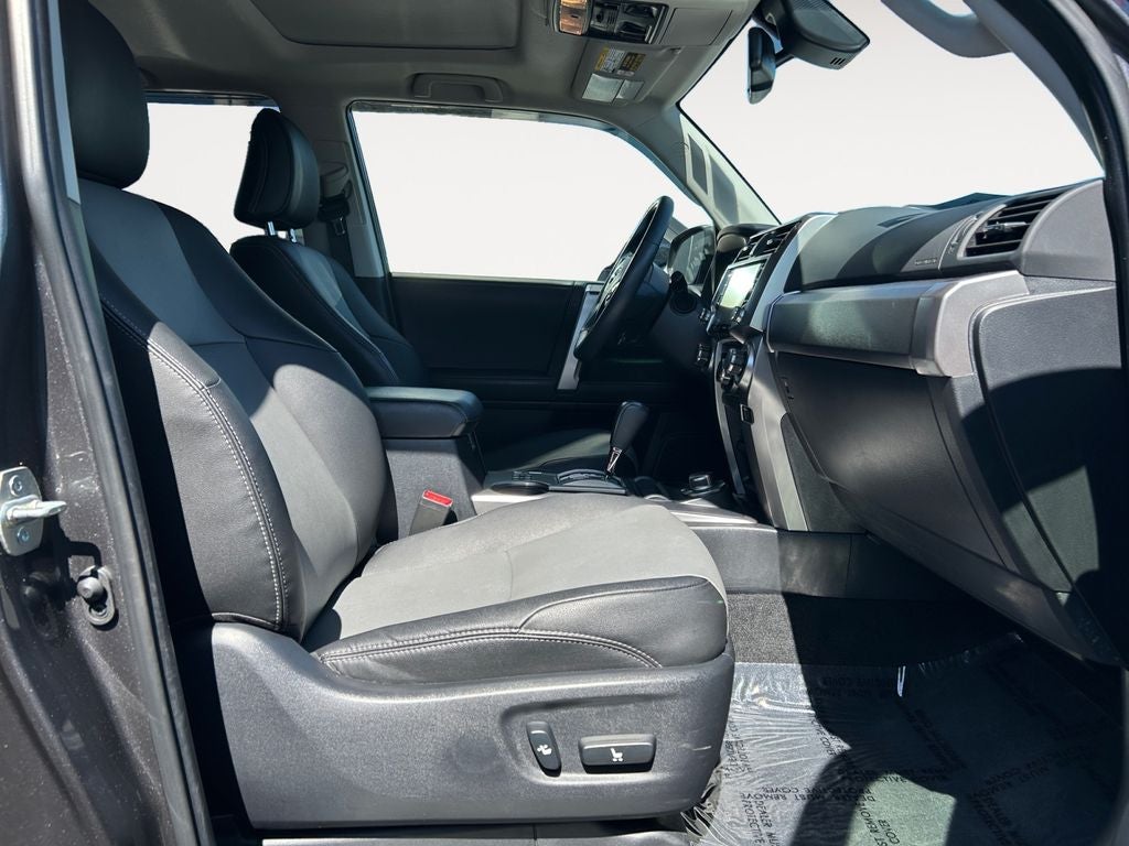 2022 Toyota 4RUNNER SR5 Premium 1 Owner