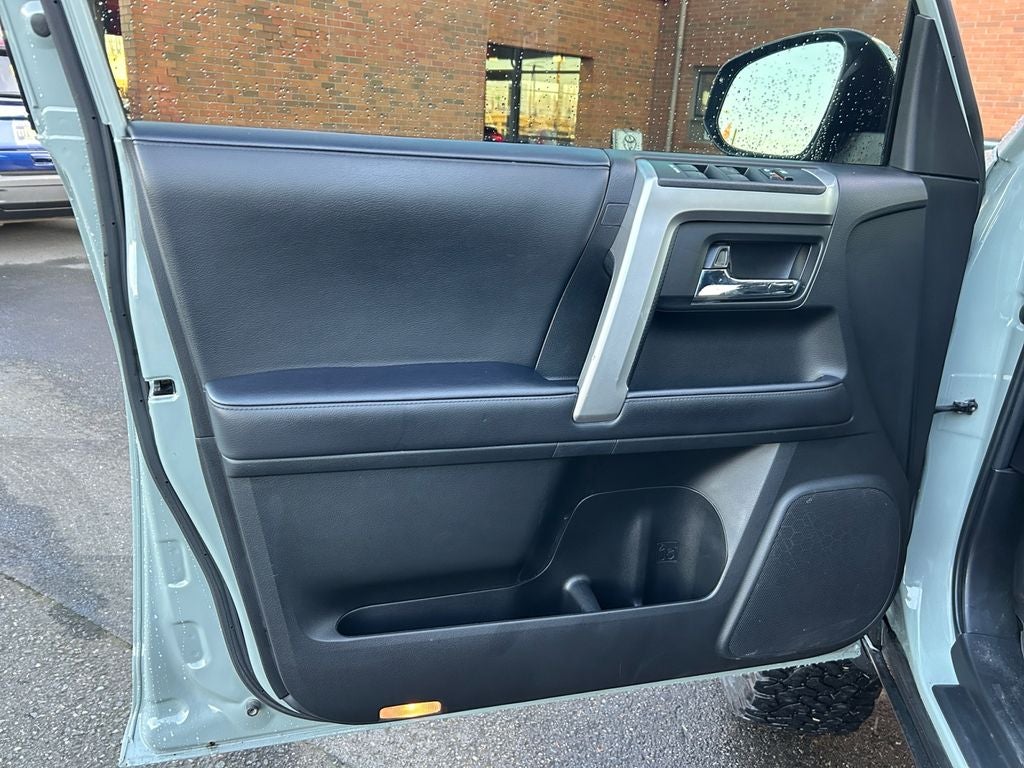 2022 Toyota 4RUNNER Trail