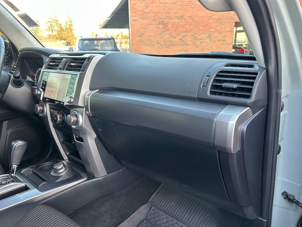 2022 Toyota 4RUNNER Trail