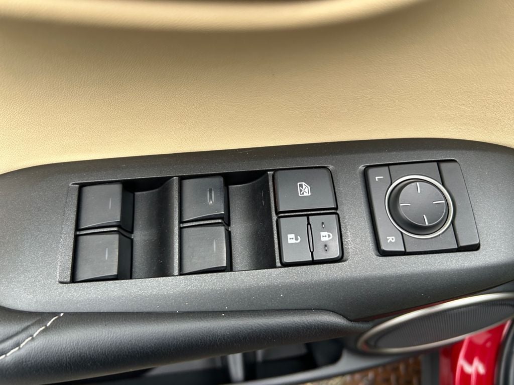 2017 Lexus NX 200t 200t