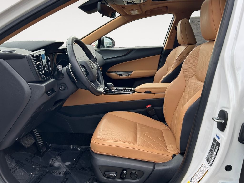 2024 Lexus NX 450h+ Luxury 450h+ Luxury