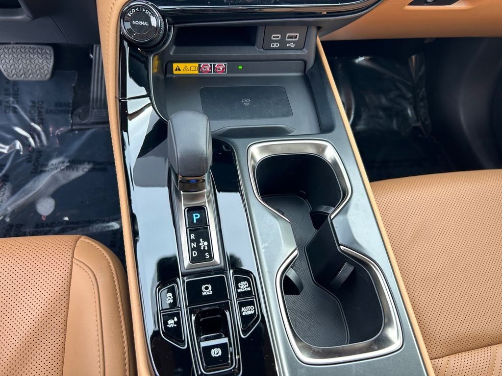 2024 Lexus NX 450h+ Luxury 450h+ Luxury