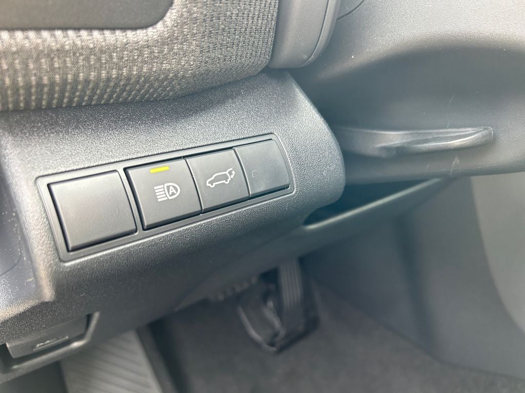 2025 Toyota bZ4X XLE