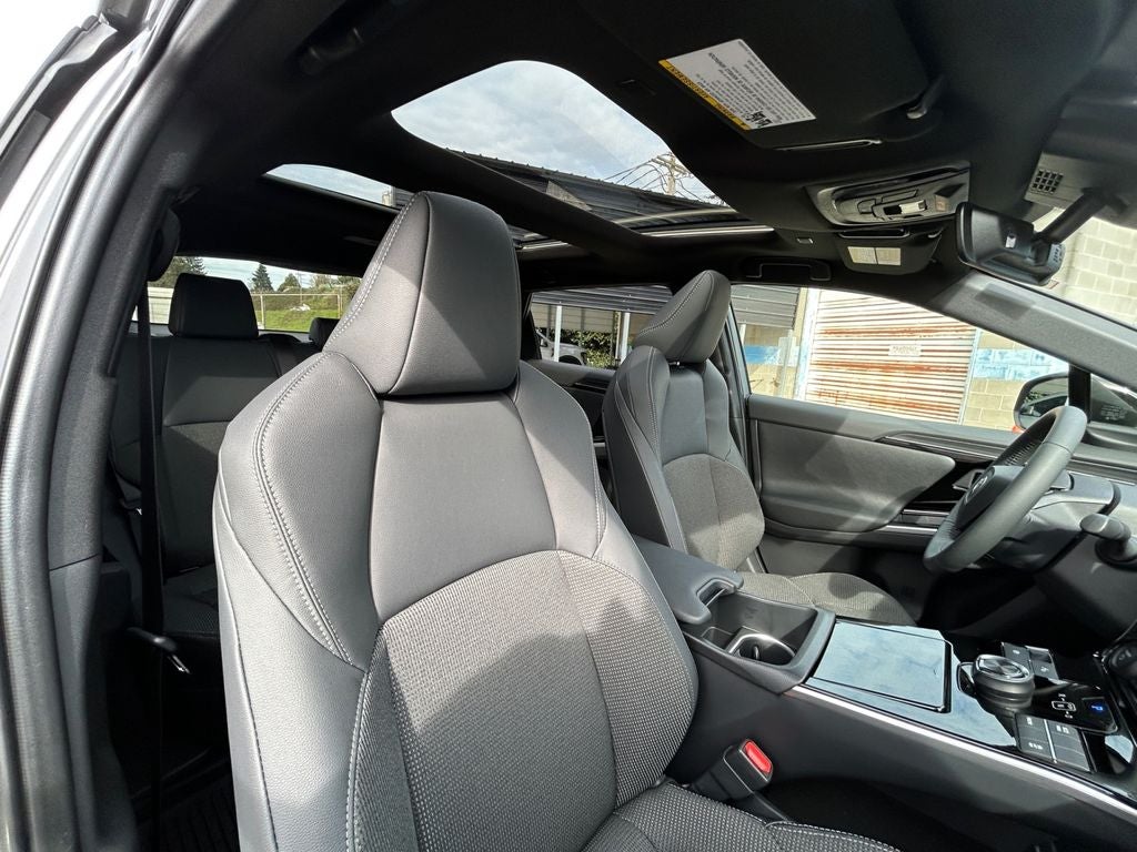 2025 Toyota bZ4X XLE