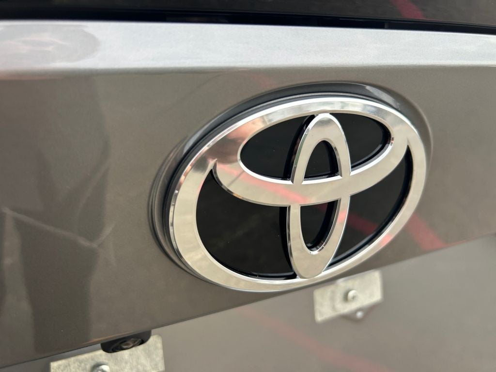 2025 Toyota bZ4X XLE