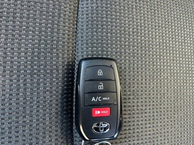 2024 Toyota bZ4X XLE