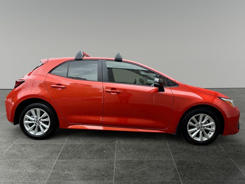 2026 Toyota COROLLA HATCHBACK SE