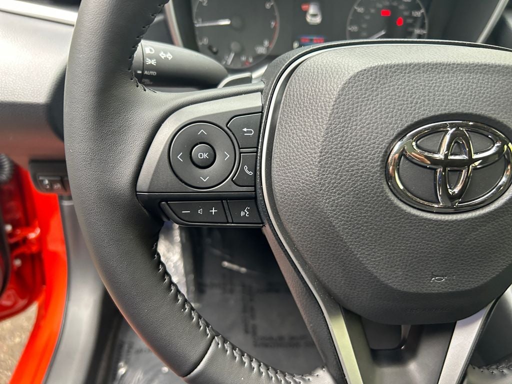 2026 Toyota COROLLA HATCHBACK SE