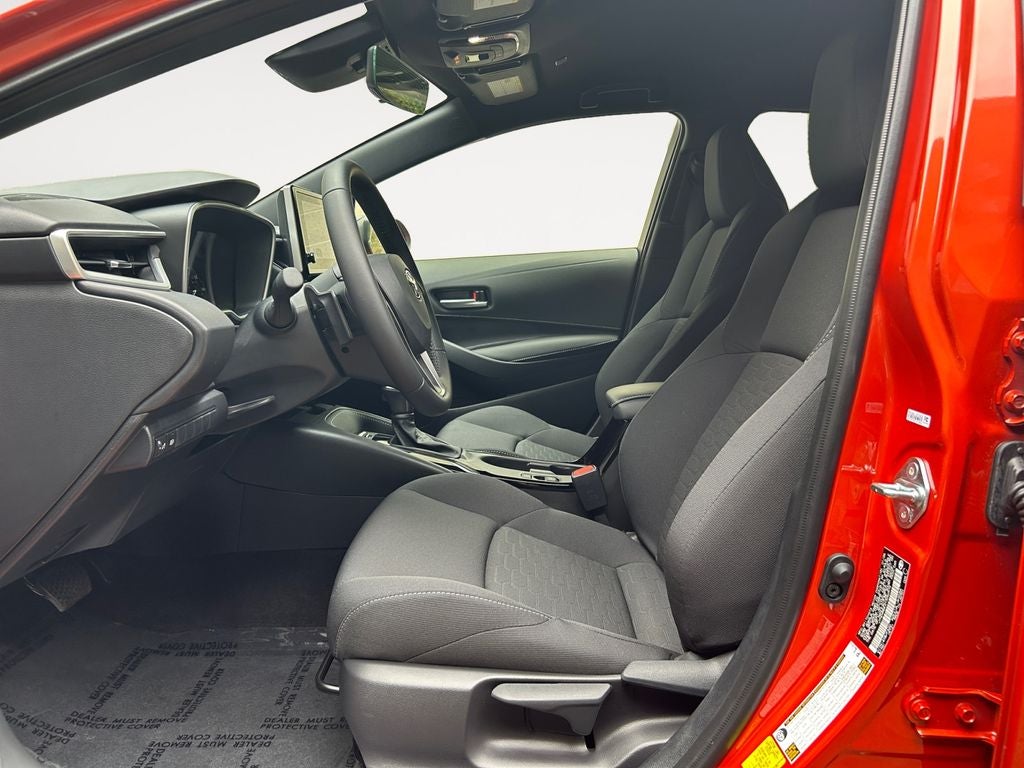 2026 Toyota COROLLA HATCHBACK SE