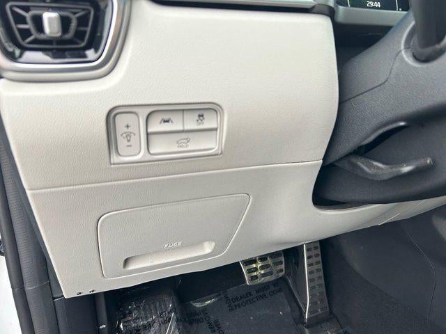 2023 Kia Sorento SX Prestige 38 MPG