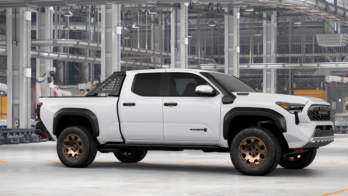 2026 Toyota Tacoma i-FORCE MAX Trailhunter