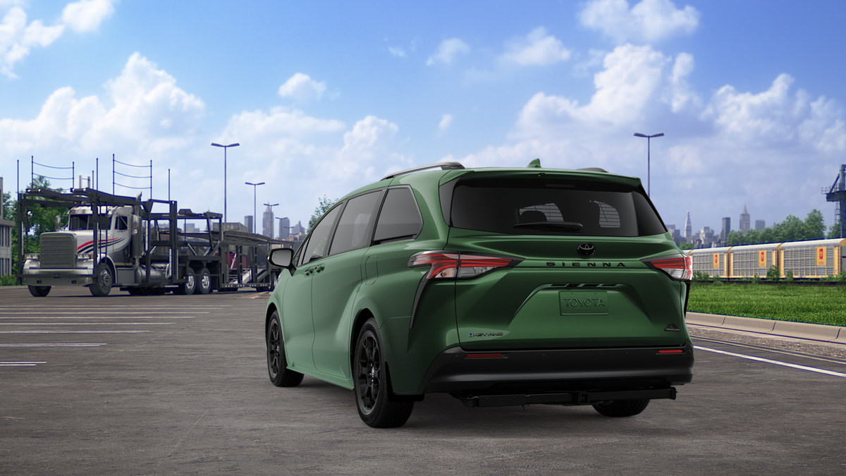 2026 Toyota Sienna Woodland Edition 7 Passenger