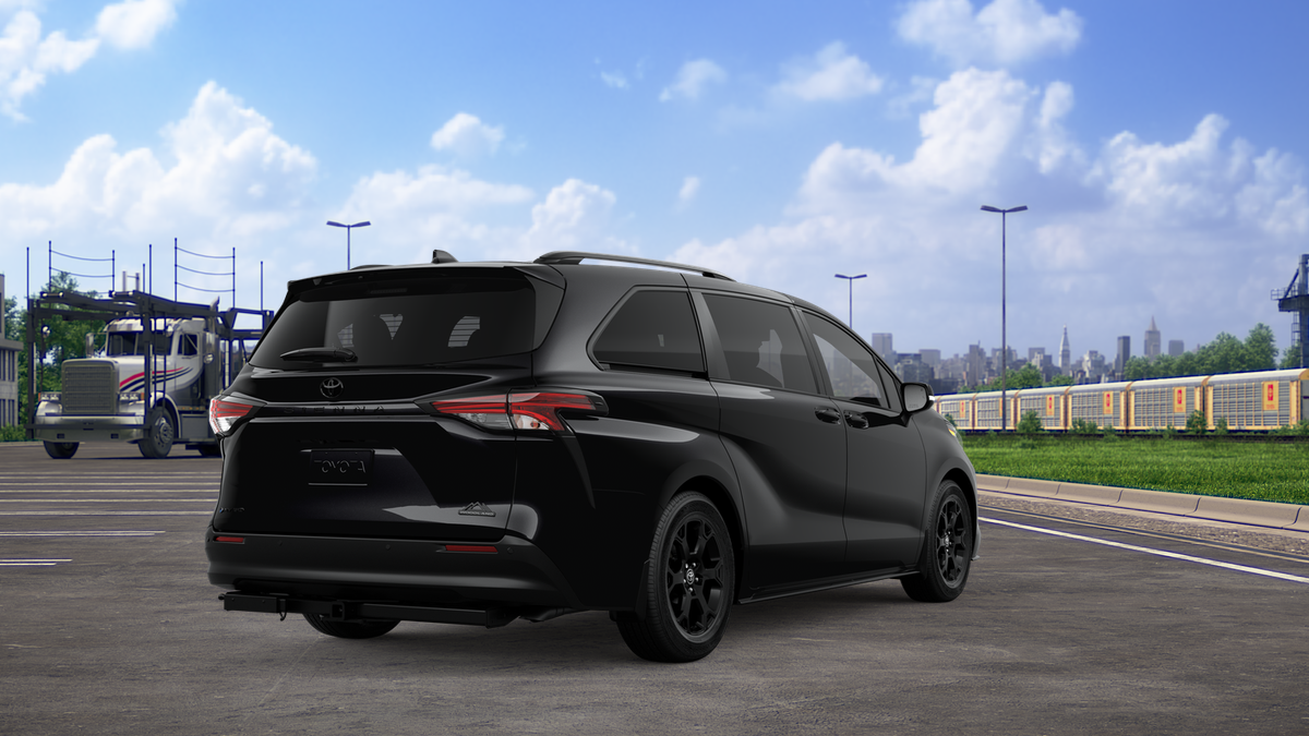 2026 Toyota Sienna Woodland Edition 7 Passenger