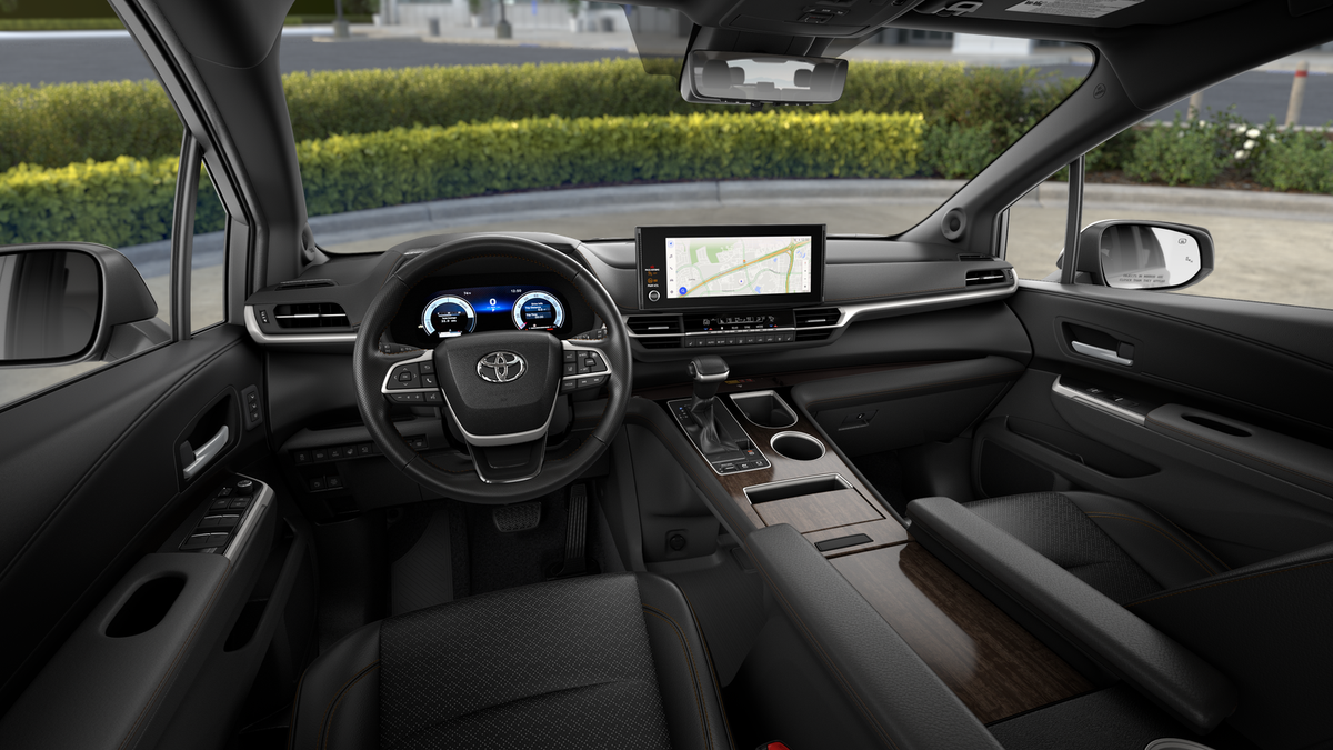 2026 Toyota Sienna Platinum 7 Passenger