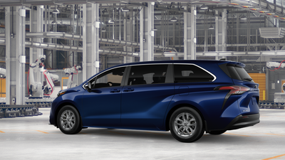 2026 Toyota Sienna LE 8 Passenger