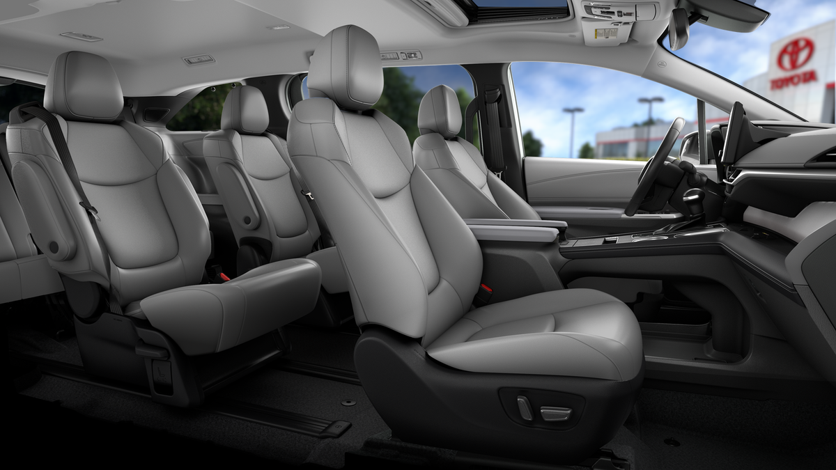 2026 Toyota Sienna XLE 7 Passenger