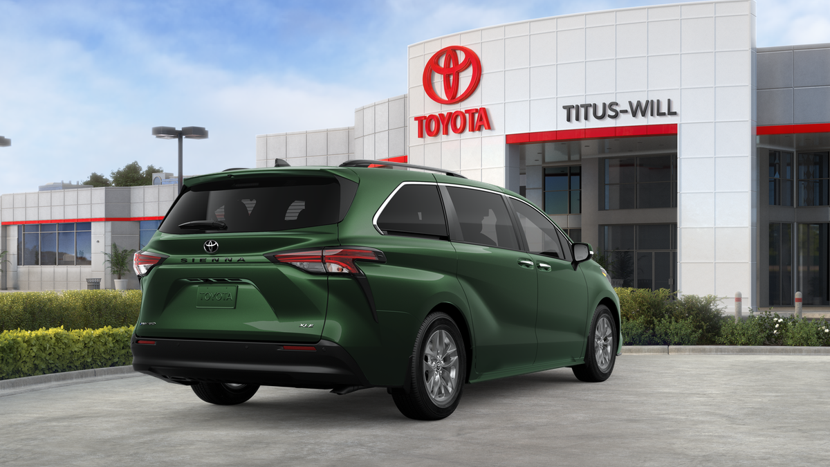 2026 Toyota Sienna XLE 7 Passenger