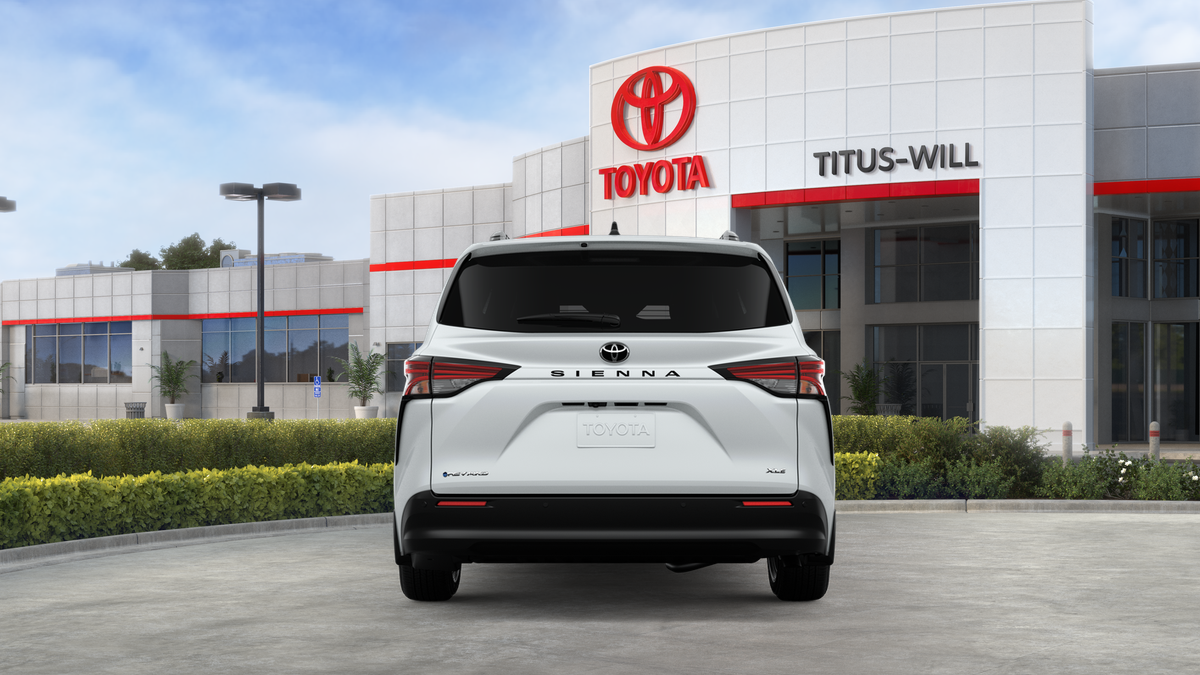 2026 Toyota Sienna XLE 7 Passenger