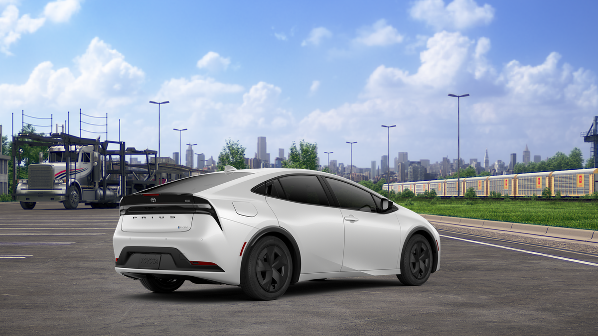 2026 Toyota Prius Plug-in Hybrid SE