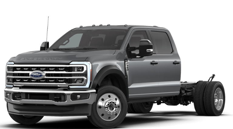 2026 Ford Chassis Cab F-550® LARIAT®