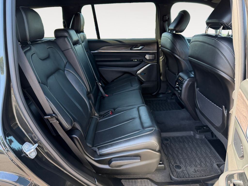 2022 Jeep Grand Cherokee L Overland