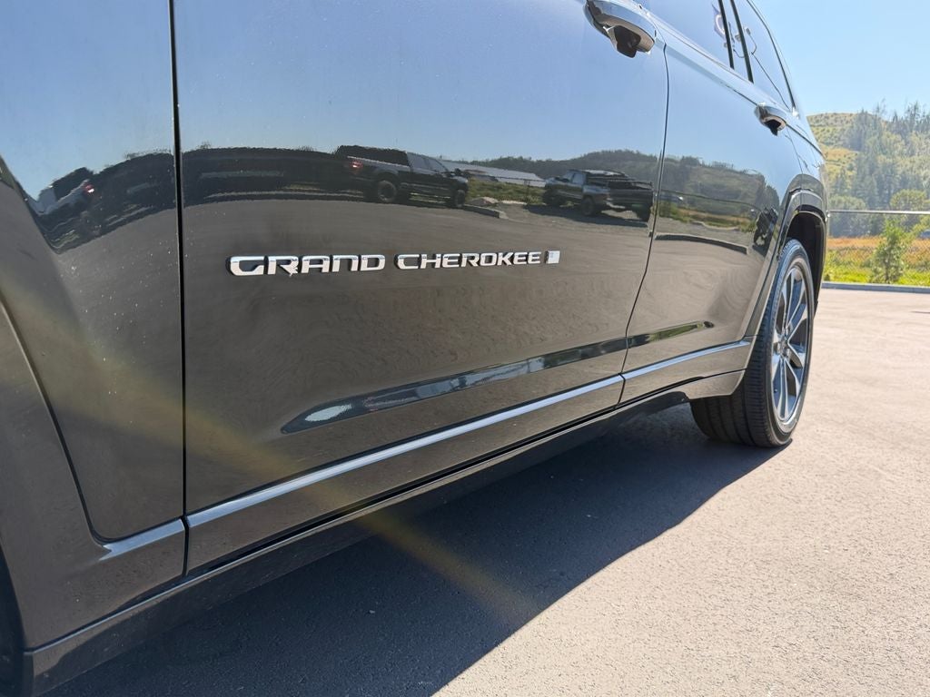 2022 Jeep Grand Cherokee L Overland