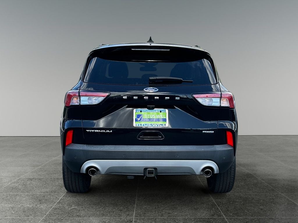 2022 Ford Escape Titanium
