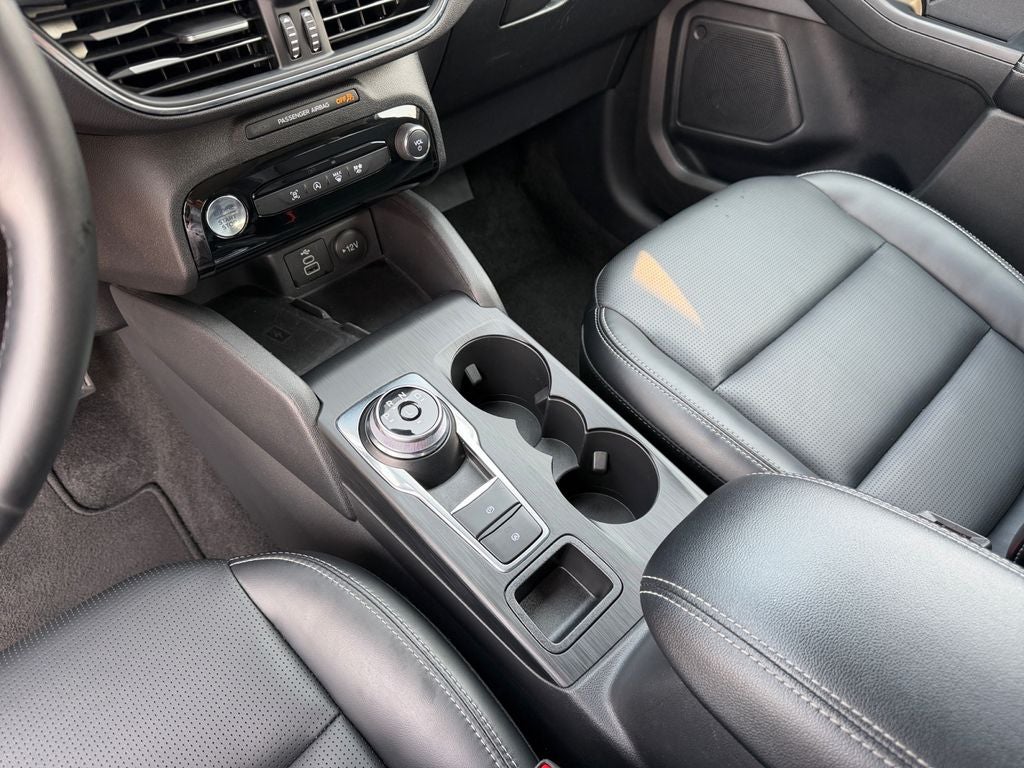 2025 Ford Escape Platinum