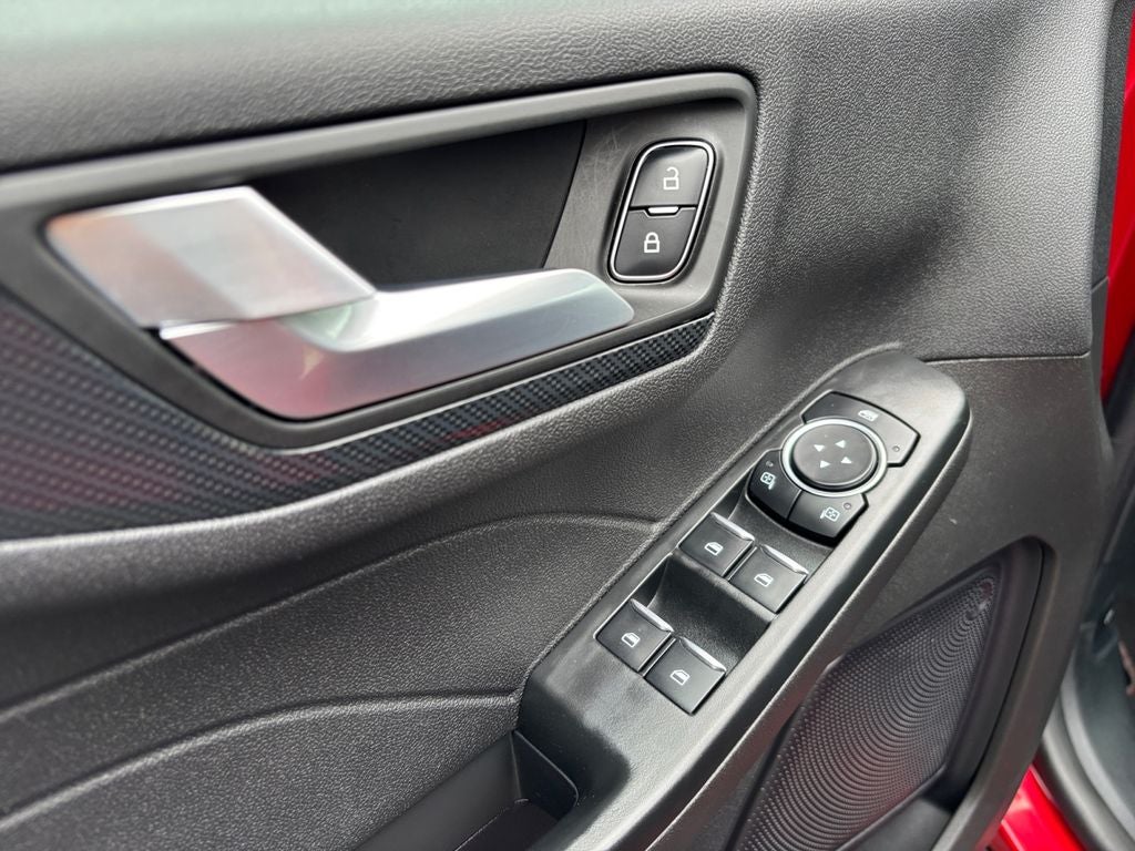 2023 Ford Escape ST-Line Select