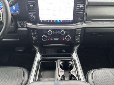 2025 Ford F-350SD Platinum