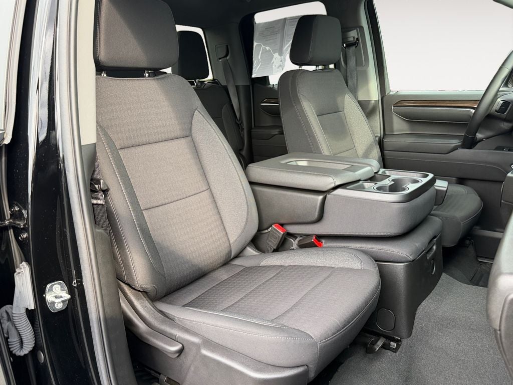 2024 Chevrolet Silverado 1500 LT LT1