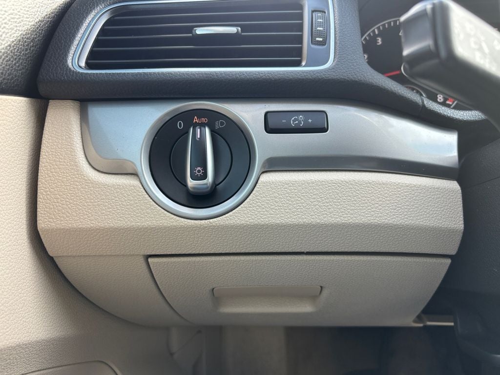 2014 Volkswagen Passat 1.8T Wolfsburg Edition