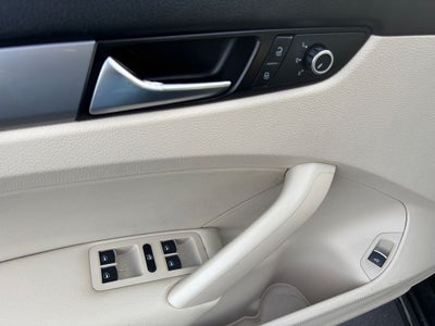 2014 Volkswagen Passat 1.8T Wolfsburg Edition