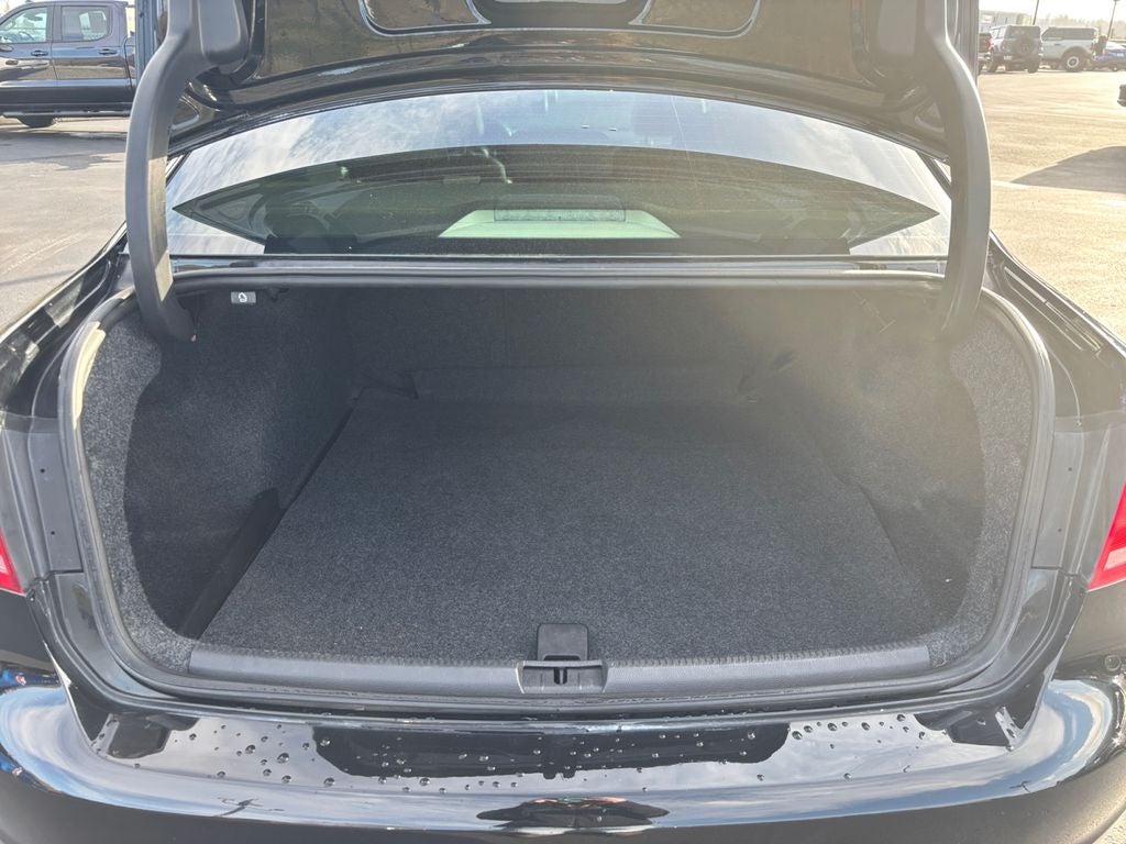 2014 Volkswagen Passat 1.8T Wolfsburg Edition