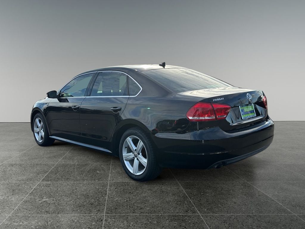 2014 Volkswagen Passat 1.8T Wolfsburg Edition
