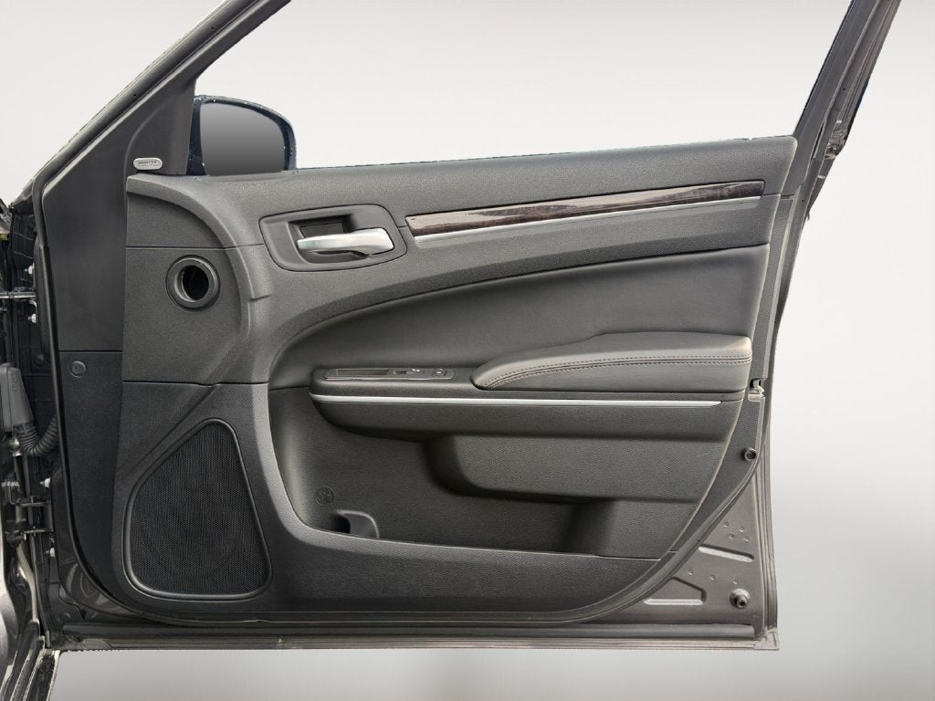 2022 Chrysler 300 Touring