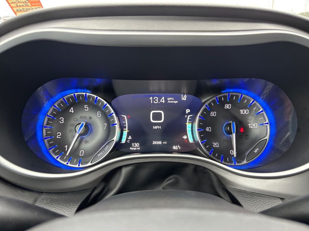 2025 Chrysler Pacifica Select