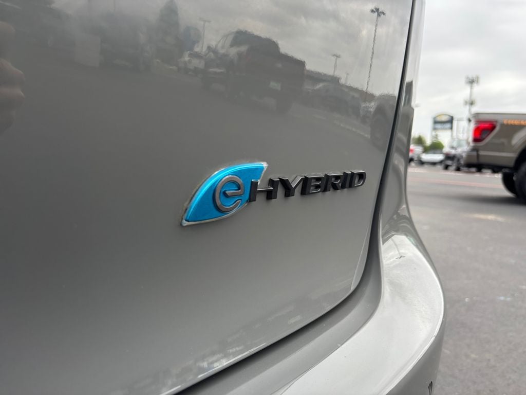 2023 Chrysler Pacifica Hybrid Touring L
