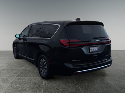 2023 Chrysler Pacifica Hybrid Limited