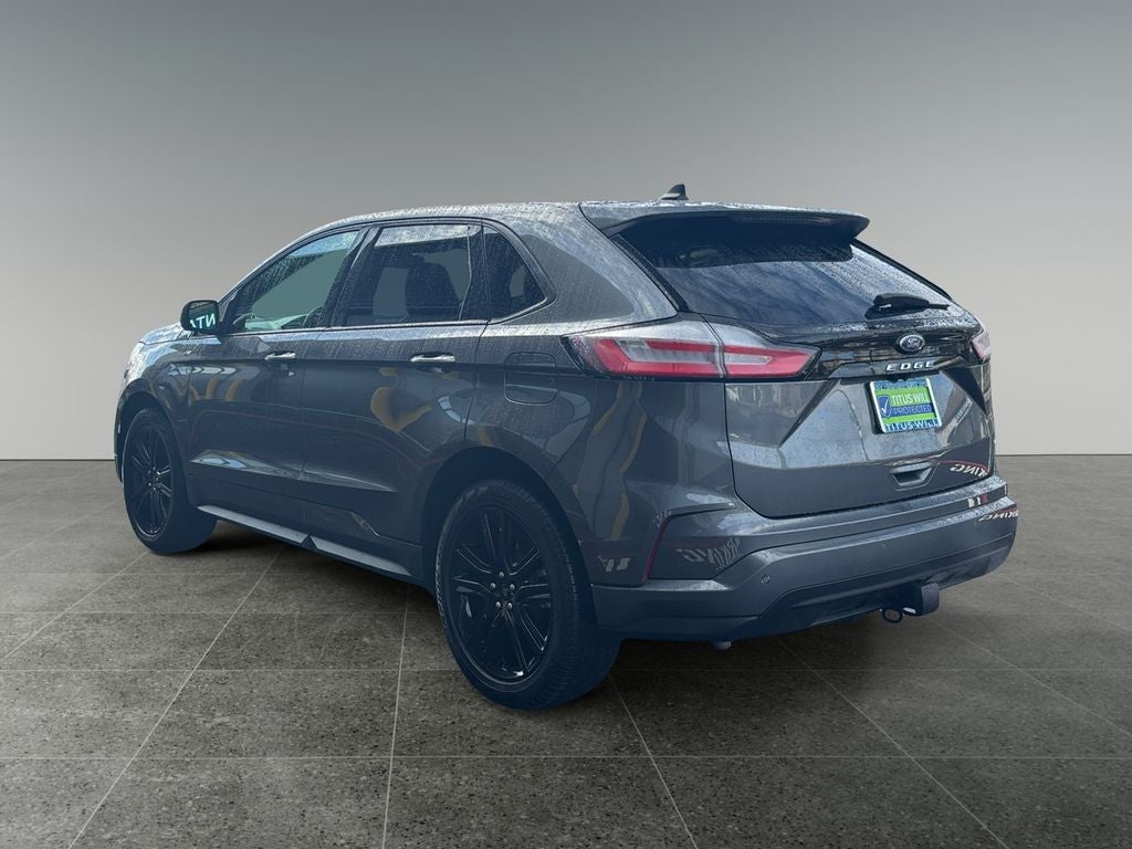 2022 Ford Edge ST Line