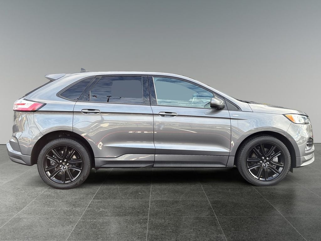 2022 Ford Edge ST Line