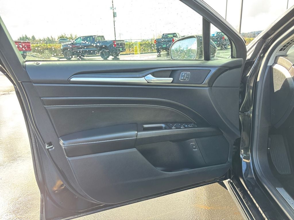 2020 Ford Fusion Hybrid Titanium