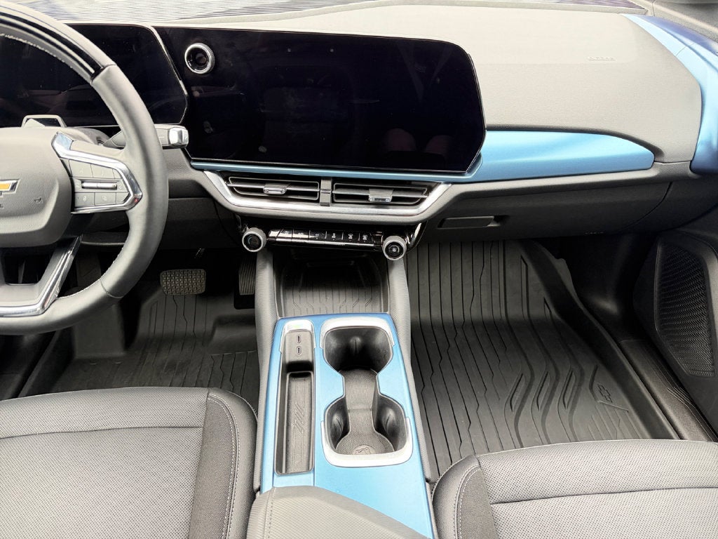 2024 Chevrolet Equinox EV LT