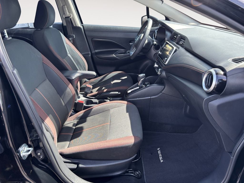 2020 Nissan Versa 1.6 SR